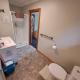 Koru Beachfront Holiday Cabins & Hot Tub, Barrytown (fotografie 8)