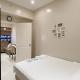 Condo along Tomas Morato w/ WiFi SmartTV & Karaoke, Manila - Fotografie 7
