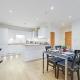 Spacious Luxury 3 Bed Apt with Parking by 360Stays, Maidenhead (foto 7)