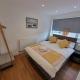 28 ExcellentStays - Heathrow - 5 Bedroom House, Stanwell (Foto 4)
