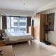 StayHere BGC City Studio in SOMA near SM Aura, Manila - Fotografie 1