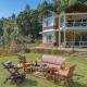 Hollyhock Cottage by VEO - Part of StayVista, Rāmgarh - Fotografie 1