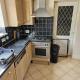 Warm Contractor-Friendly Home Luton - Fotografie 5