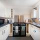Stylish 3 bed house, large garden, Parking, WiFi - Esho Stays Coventry - Fotografie 6