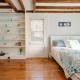 Idyllic Escape with Deck in East Sandwich!, East Sandwich (foto 9)