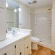 Idyllic Escape with Deck in East Sandwich!, East Sandwich (foto 10)