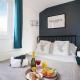 Central MK House with Free Parking, Fast Wifi, and Smart TV with Xbox, Sky TV Packages and Netflix by Yoko Property, Milton Keynes (zdjęcie 8)
