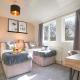 Central MK House with Free Parking, Fast Wifi, and Smart TV with Xbox, Sky TV Packages and Netflix by Yoko Property, Milton Keynes (zdjęcie 4)