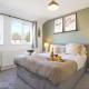 Central MK House with Free Parking, Fast Wifi, and Smart TV with Xbox, Sky TV Packages and Netflix by Yoko Property, Milton Keynes (zdjęcie 3)