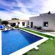Casas Caiado Two Houses with swimming POOL