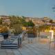 Entire Building in the Heart of Athens Sleeps 15 with Private Rooftop Terrace, Athen - Foto 8