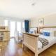 Carbis Bay - Luxury 3 Bed Penthouse Apartment with Sea Views Parking Sauna Balcony, Carbis Bay (photo 7)