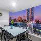 Circle on Cavill Surfers Paradise- 3 Bedroom Deluxe Apartment Gold Coast - Zdjęcie 2