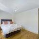 Duplex Redhill town centre Apt by Livingo Stays, Redhill (fotografie 4)
