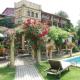 Hotel Bow Garden, Komárno