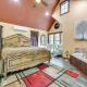 Blissful Broken Bow Studio: Fire Pit & Jacuzzi Tub, Broken Bow (foto 2)