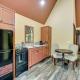 Blissful Broken Bow Studio: Fire Pit & Jacuzzi Tub, Broken Bow (foto 5)