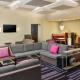 Courtyard by Marriott New York JFK Airport Queens - Photo 3