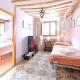 Spacious House in Llano de Bureba with Fireplace & Mountain View, Llano de Bureba (fotografie 8)