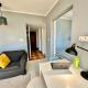 GOLD 2 King Size Bed, metro x2 free WiFi, 50'TV Netflix, HBO, AppleTV+, Varsavia - Foto 7