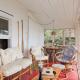 The Dance Hall Cottage on Charleston Lake, Delta (fotografie 4)