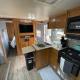 Ramblin Rose Camper - Theater - Hot-Tub - Fire Pit, Jonesville (fotografie 10)
