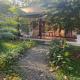 Caribbean Irie - charming, luxurious bungalow in nature with AC & fiber optic wifi
