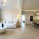 Warm Four Bedroom Apartment with Huangpu River View, Shanghai - Foto 7