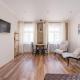 Top-Floor Studio with Courtyard View in UNESCO Area, Murnieku street Residence Riga - Fotografie 8