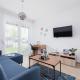 Family Apartment with Parking & Terrace by Noclegi Renters Cracovia - Foto 9