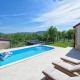 Unique retreat - Apartment Harmony with private pool, Neorić