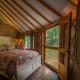 Spring Ridge Luxury Yurt - Creekside Glamping with Private Hot Tub, Topton - Fotografie 3