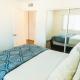 Modern Remodeled 1-Bedroom Close to Hollywood walk of fame with parking, Los Angeles - Photo 4