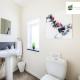 3 BedRoom House with 5 Beds House By Passionfruit Properties Near Coventry City Centre - BCC - Fotografie 10