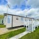 Beautiful Caravan With Decking And Free Wifi At Highfield Grange Ref 26740Wr, Clacton-on-Sea - Photo 2