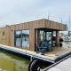 Houseboat in Amsterdam 6-pax, Monnickendam (photo 2)
