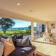 Onetangi Beachfront Escape - Coast & Country - Foto 1