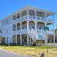 Bears-Beets-Beach House Oak Island - Foto 1