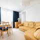 Metro Rondo ONZ Yellow Apartment by BookingHost, Varsavia - Foto 1