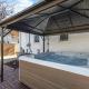 Parma Home w/ Hot Tub and Arcade room!, Parma - Fotografie 1