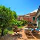 casa con giardino, garage, wi-fi, 2 bagni e AC in una camera da letto, Imperia