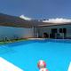 Villa la cuadra, Guinea