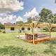 Bright Wallis Cottage with Pergola and Grill!