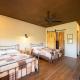 Miners Cabins #1 - Two Double Beds and Private Balcony, Tombstone - Fotografie 3