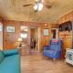 Charlevoix Cabin with Patio and Grill - Steps to Lake! - Foto 4