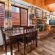 The Cuddle Inn - True feeling of a great cabin! Beautiful and homey! Walking distance to the lake! Big Bear Lake - Foto 10