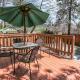 Rincon Cabin - Close to the lake with a huge fenced in yard! Hot tub and deck with barbecue! Big Bear Lake - Foto 10