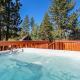 Five Pines - Beautifully remodeled gambrel cabin with Hot Tub and Fenced Yard! Биг-Бэр-Лейк - Фото 2