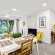 Hideaway Apartment with pool and free parking, Auckland - Photo 1