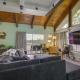 Resort Pools, Lake Views! Multi-Level Ozarks Home, Osage Beach (fotografie 5)